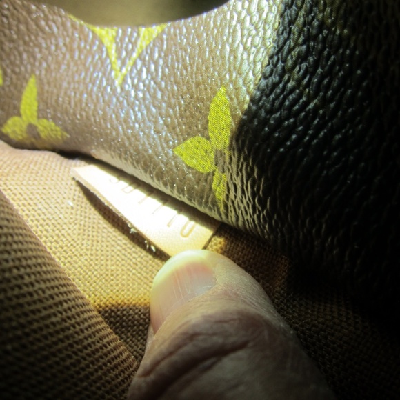 LOUIS VUITTON TOTALLY MM TOTE BAG MINT CONDITION - Picture 15 of 16